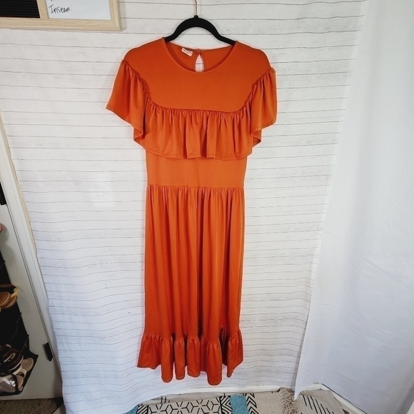 BAUM UND PFERDGARTEN RUST ORANGE MIDI DRESS, w RUFFLE DETAIL SZ SMALL - Picture 1 of 14